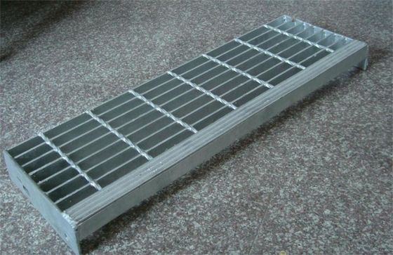 Walkway Kickplate Toeboard Hot Dip Galvanized Steel Grating Necessary On Handrail Systems