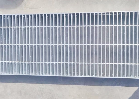 50mm Height 5mm Heavy Duty hot dip galvanized Steel Bar Grating Galvanized For Construction platform Walkway