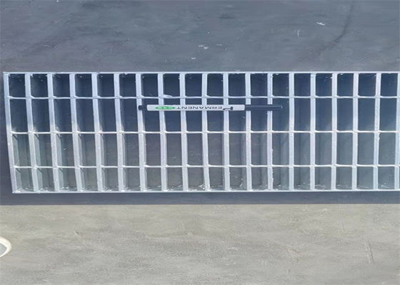 Q235 Plain Style Grating Hot Dipped Galvanized For Offshore Platform