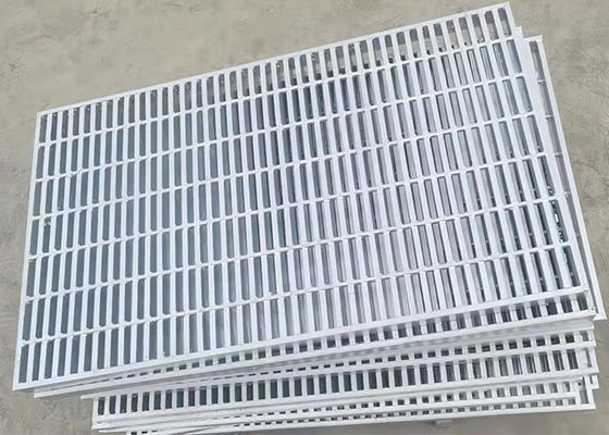 Carbon A36 Heavy Duty Steel Grating 50mm Depth Bearing Bar Industry