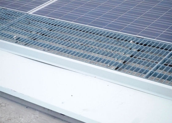 Solar Roof Walkway Serrated Grating Access To Rooftop Solar Installations