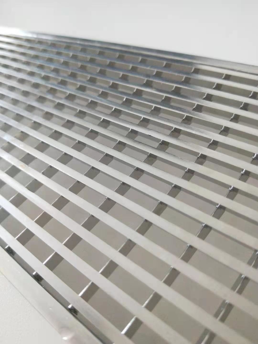 SS 316 Stainless Steel Grating Heel Guard Drainage Cover And 316
