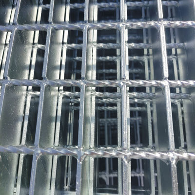 Welded Serrated Steel Bar Grating Floor Walkway Antislip