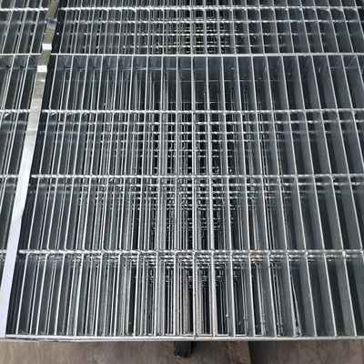 Platform Covered 303/20/100 Industrial Steel Grating With Load Bearing Pressure Welded