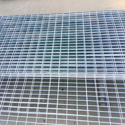 1000x1000mm Serrated Steel Bar Grating Galvanized Sandwich Grating Anti Acid