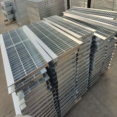 G304/30/100 Hot Galvanized Grating Angle steel Trench Cover For Car Parking