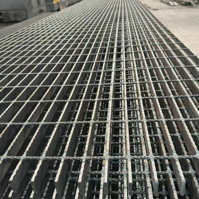 The surface is a serrated silver steel grating with good connection