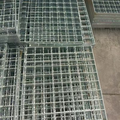 what Industrial Steel Grating Ideal for Drainage Flooring and Platform Applications