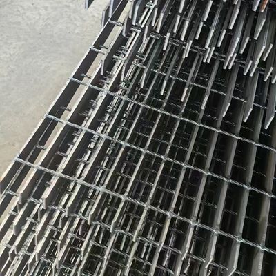 Machine Pressure Welded Smooth Surface Industrial Steel Bar Grating Stainless Steel Modern