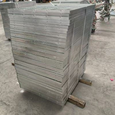 Industrial 19 W 4 Steel Grating Dependable Choice For Long Lasting Flooring