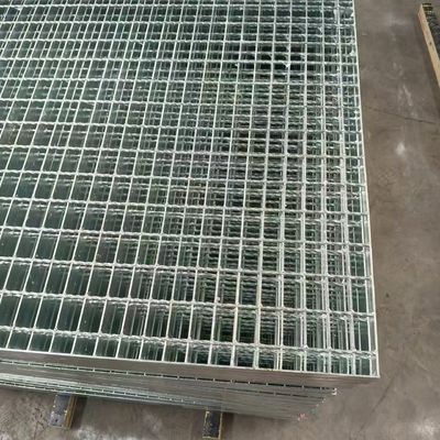 15 W 2 Serrated Bar Grating Stair Treads Decorative Patios And Balconies