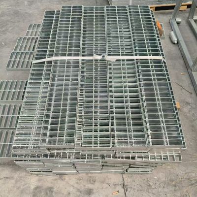 40 to 130mm Cross Bar Pitch Industrial Steel Grating for Different Requirements