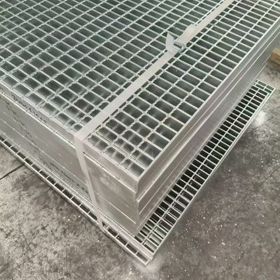 Versatile Interlocking Steel Gratings: Easy to Assemble and Configure