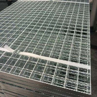 Anti-Slip and Good Ventilation Industrial Steel Grating for Marine Applications
