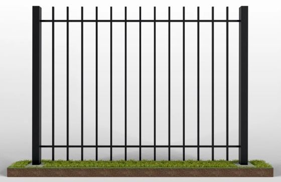 Chain Link Barrier Varies Height and Gauge for Temporary Fencing Solutions