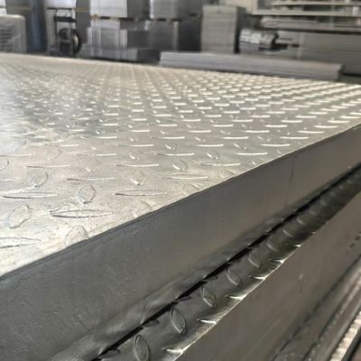 30mm Pitch Stainless Steel Flat Steel Grating With Galvanized Surface Aluminium Checkered Plates