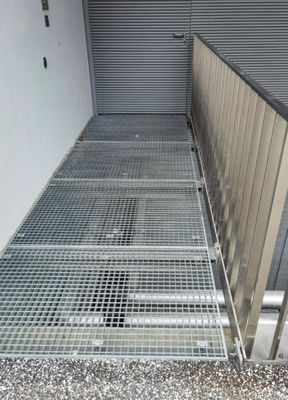 Q345 Grade Non Slip Flat Bar Type Steel Grating Platform For Safe Durable Flooring Solution