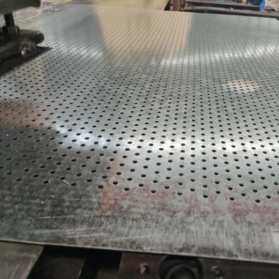 Square Perforated Galvanized Metal Plate With Holes And Anti Slip Design