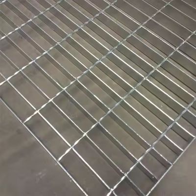 Superior Press Lock Steel Texture Flat Steel Grating with 5mm Bear Bar Thickness for Commercial and Industrial Buildings