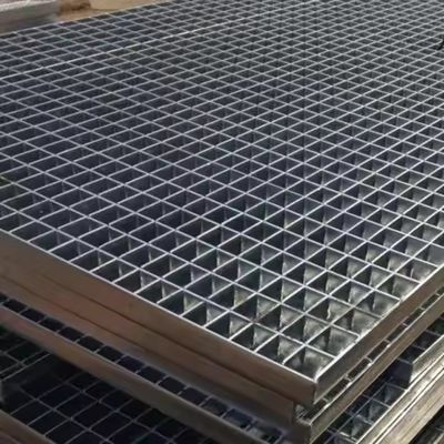 Superior Press Lock Steel Texture Flat Steel Grating with 5mm Bear Bar Thickness for Commercial and Industrial Buildings