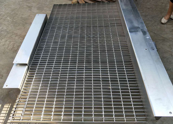 Welding Industrial Steel Grating SS304 Raw Material Corrosion Resistance
