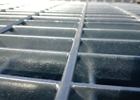 Galvanized Heavy Duty Steel Grating , Round Bar Grating For Bearing Plate