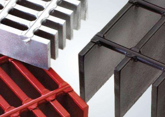 Painted Heavy Duty Steel Grating For Trench Cover Corrosion Resistance