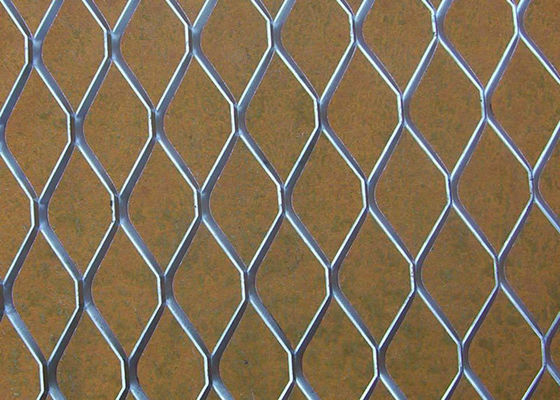 Expanded Steel Diamond Mesh Punched Process Customized Wire Diameter