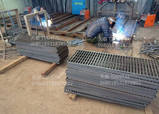 Galvanized Steel 300*1000 Grating Trench Cover