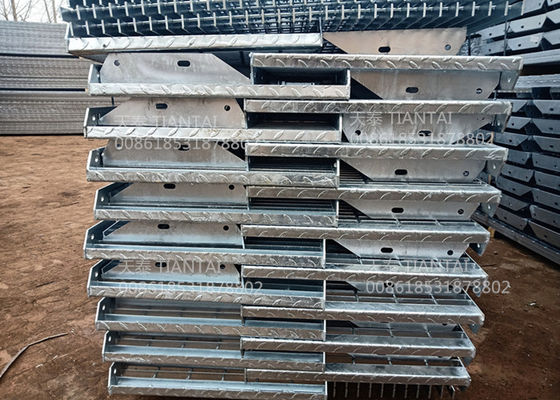 70mm T4 Galvanized Metal Steel Stair Treads Grating Steps