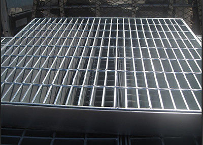 Hot Dipped Galvanized Welded 30mm Heavy Duty Steel Grating