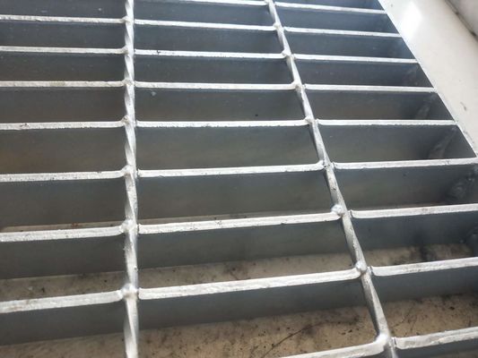 Q235 Hot Galvanized steel Bar Grating Sliver Steel Graiting For Platform