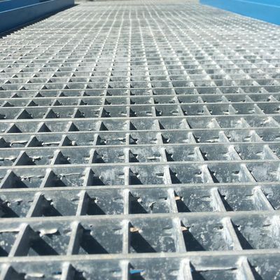 Metal Serrated Drainage Covers Industrial Steel Grating To Construction Material