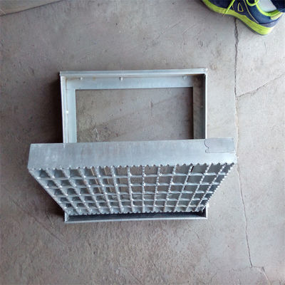 Durable Anti Slip Low Carbon 20x3 Steel Drain Grates Building Materials Q235