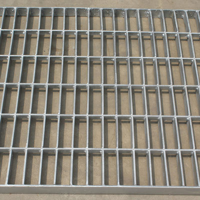 Press Locked Stainless Grid Step Industrial Steel Grating For Construction Catwalk