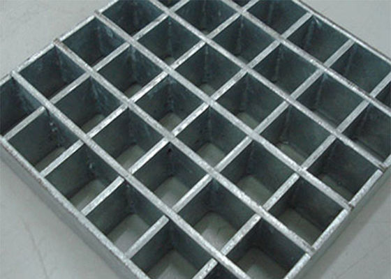 Low Carbon Press Lock Steel Grating 19-P-4 Spacing Smooth Shaped