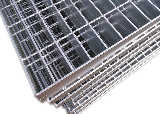 Catwalk OEM Steel Bar Grating For Platform And Deck Metal Mesh Walkway