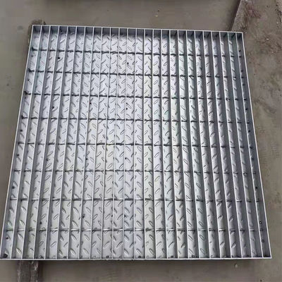Hot Dip Galvanized Industrial Steel Grating With 2mm Checker Plate