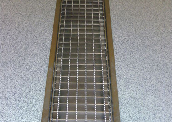 Untreated Stainless Steel Drainage Grates In Restaurants Commercial Kitchens