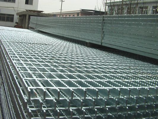 Metal Building Materials Hot Dipped 30 X 3mm Floor Galvanized